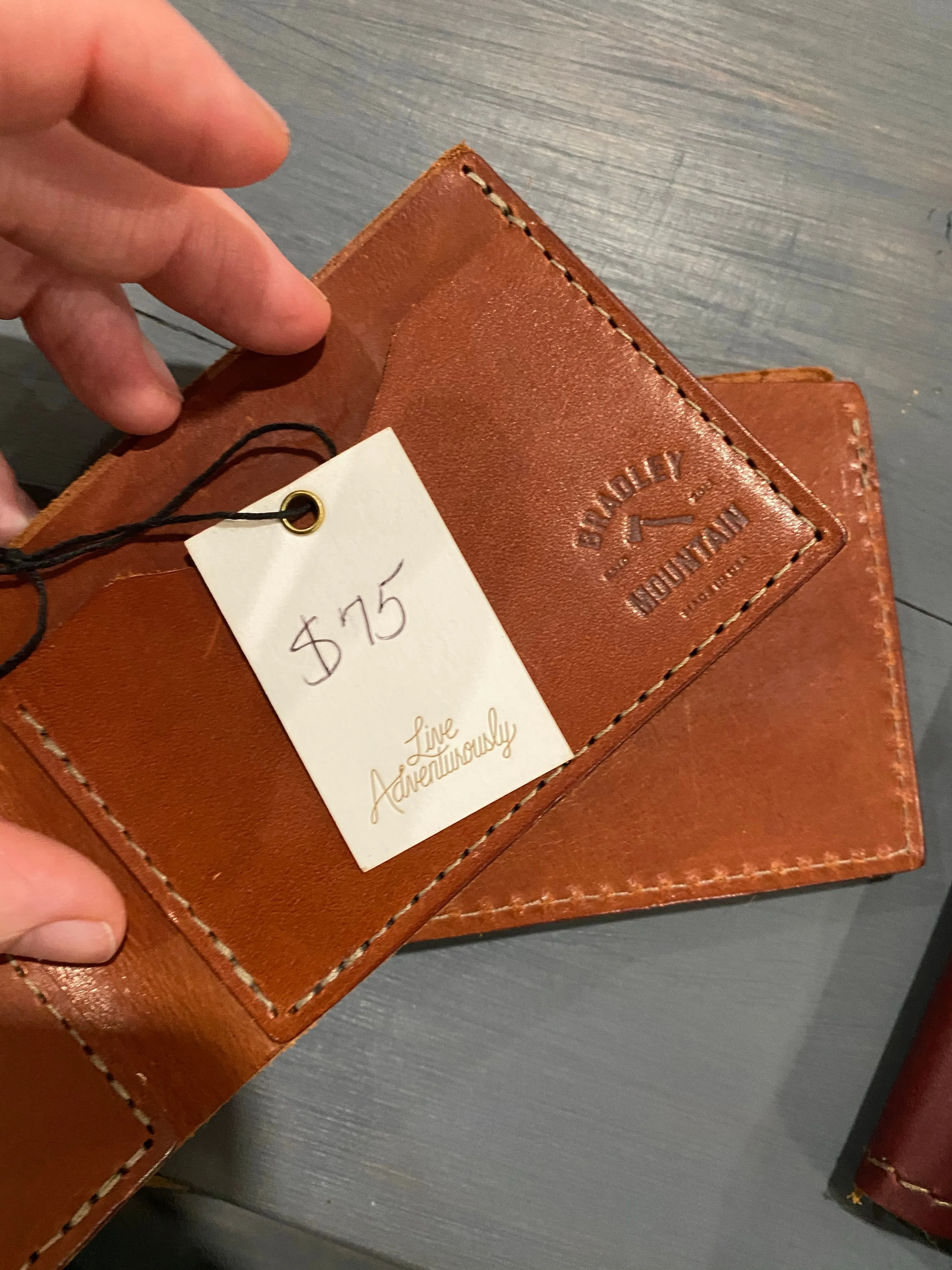 Bradley Mountain Leather Bi-Fold Wallet [2 Colors]