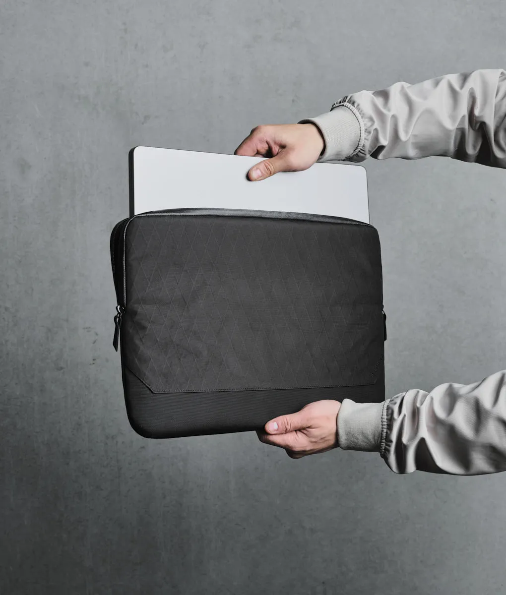 Elements Laptop Sleeve 16"